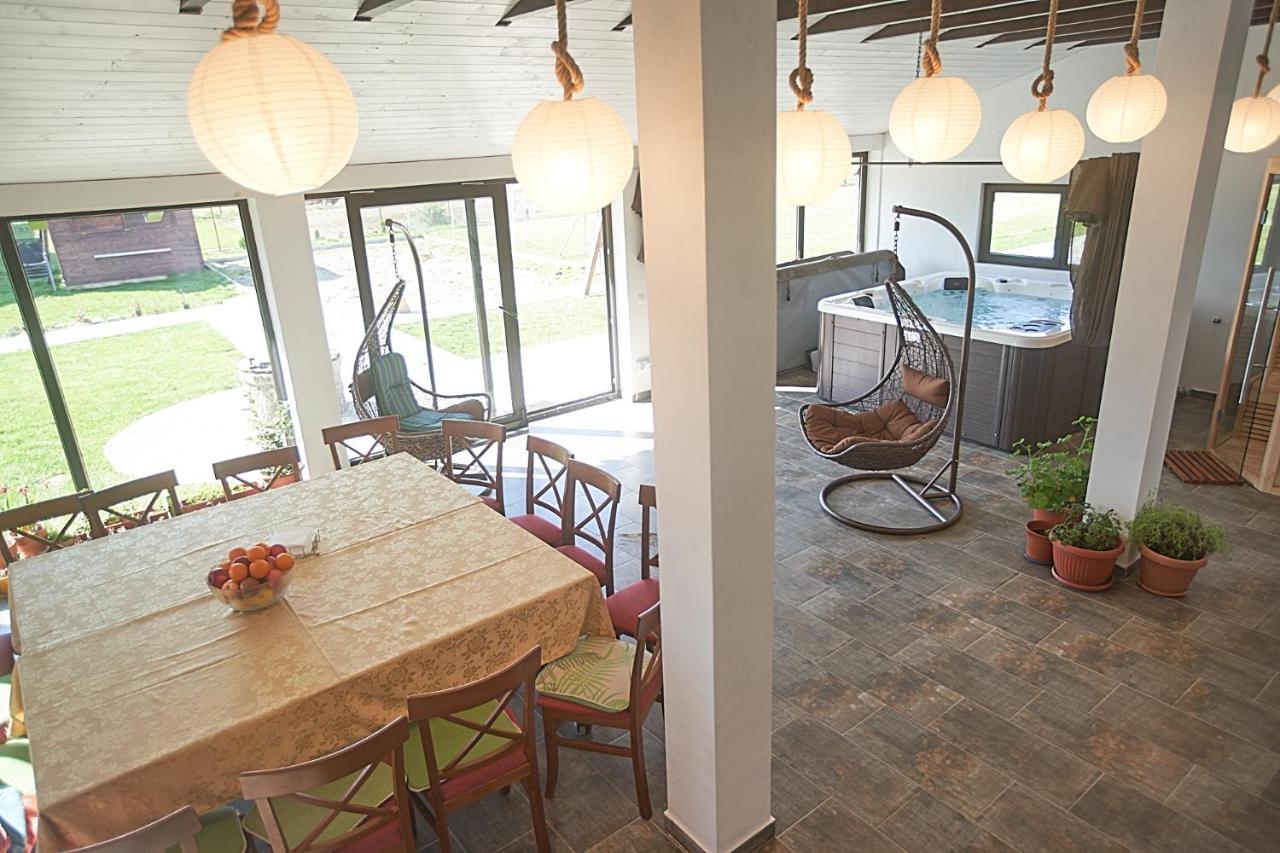 Guest house Insula Christiana